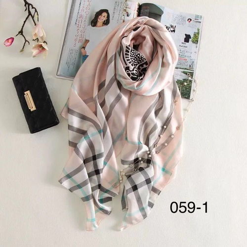 新款丝巾女时尚长款女丝巾高档仿真丝夏季旅游度假百搭围巾春秋款